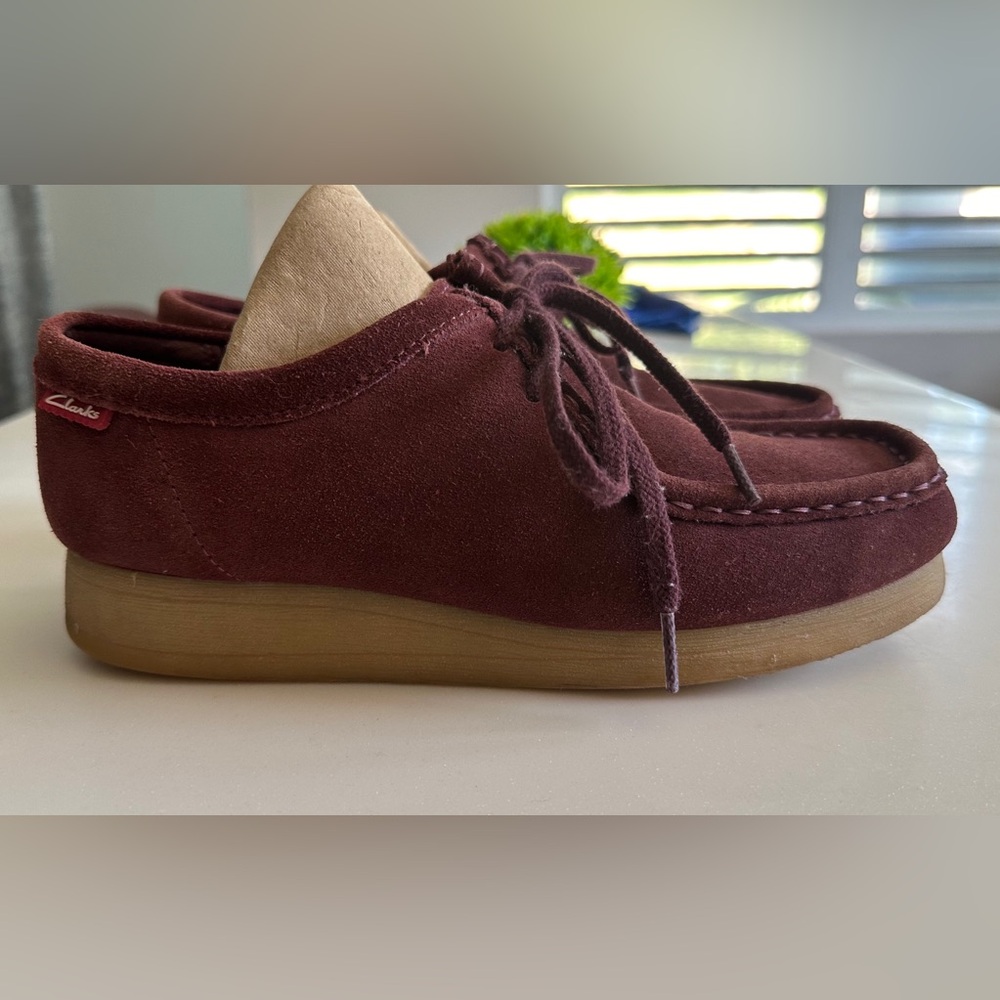 Clarks women suede Wallabee 8.5